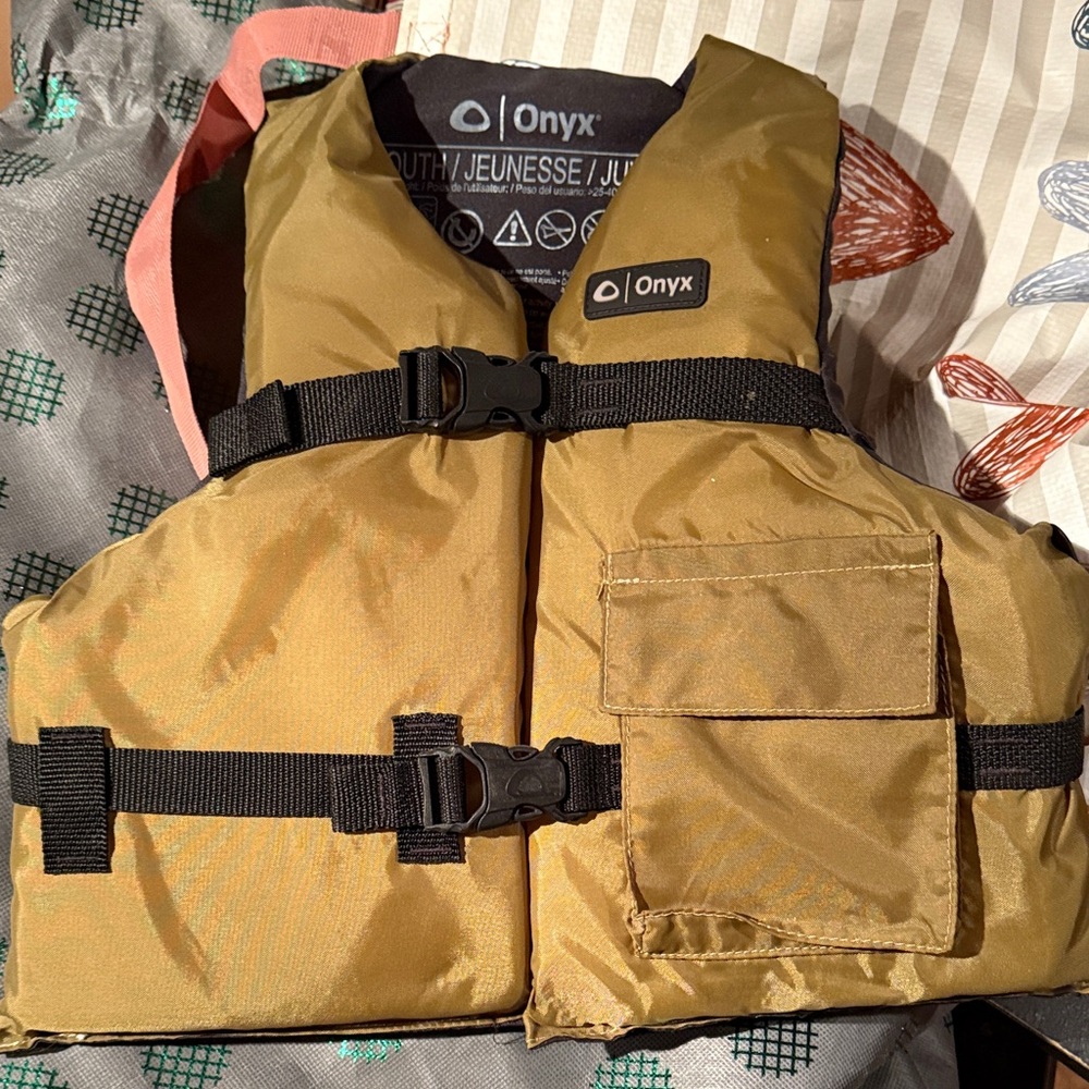 Onyx Youth Life Vest in Tan